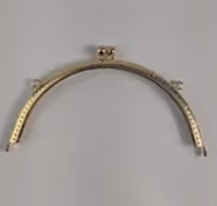 Gold Renk Çanta Klipsi Desenli